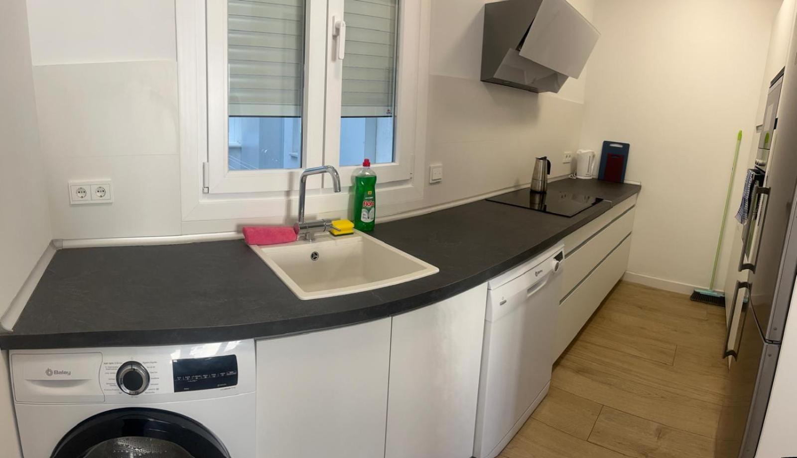 Apartaments Plaza Principe Viana パンプローナ エクステリア 写真